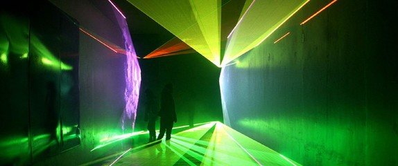 科技赋能禁毒宣传 360度全息投影在多媒体展馆中的创新应用